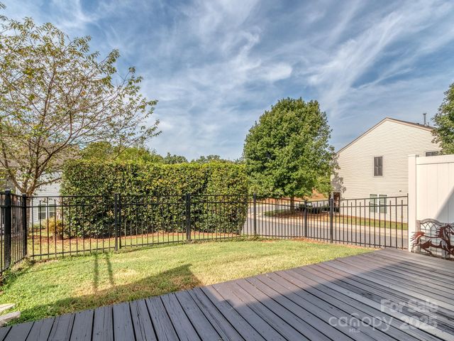 2302 Kensington Station Parkway, Charlotte, NC 28210
