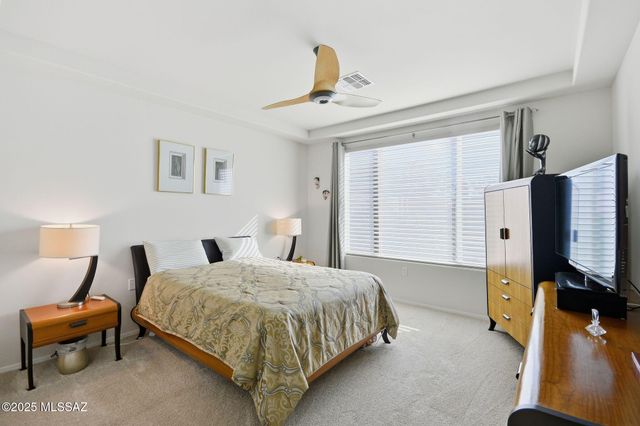 13988 E Huppenthal Boulevard, Vail, AZ 85641