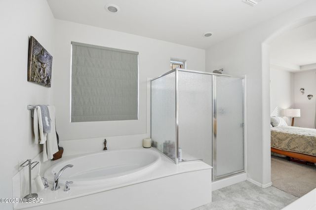 13988 E Huppenthal Boulevard, Vail, AZ 85641