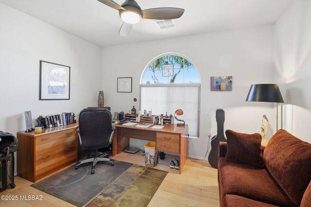 13988 E Huppenthal Boulevard, Vail, AZ 85641