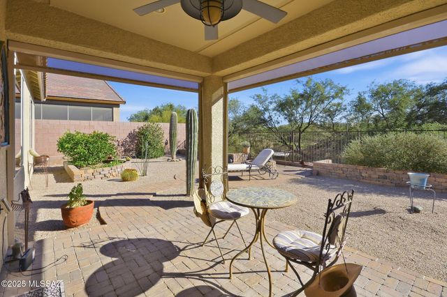 13988 E Huppenthal Boulevard, Vail, AZ 85641