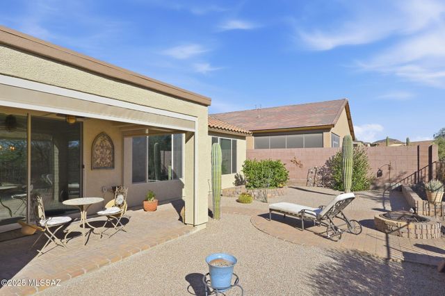 13988 E Huppenthal Boulevard, Vail, AZ 85641