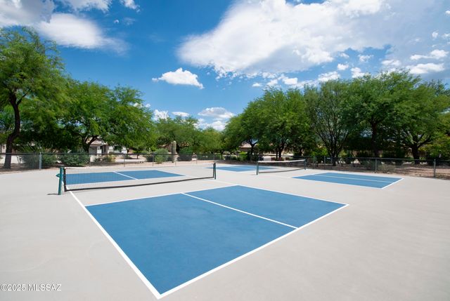 13988 E Huppenthal Boulevard, Vail, AZ 85641