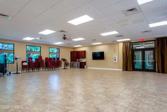 13988 E Huppenthal Boulevard, Vail, AZ 85641