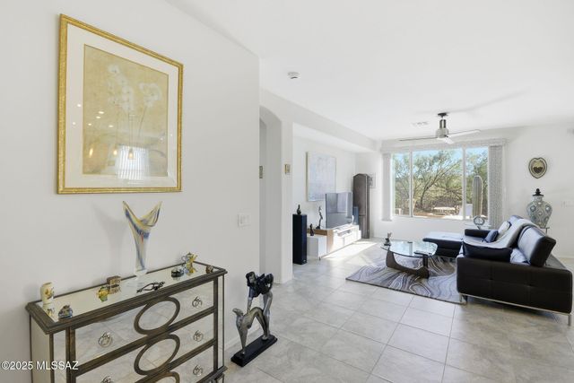 13988 E Huppenthal Boulevard, Vail, AZ 85641