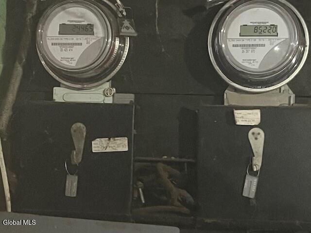 14 Garfield Place 14-16-18-20, Amsterdam, NY 12010