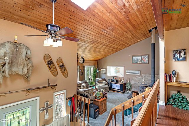 5525 E Juniper Drive, Wasilla, AK 99654