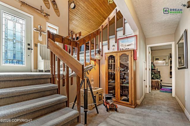 5525 E Juniper Drive, Wasilla, AK 99654