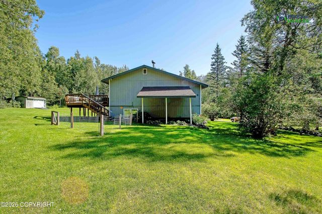 5525 E Juniper Drive, Wasilla, AK 99654