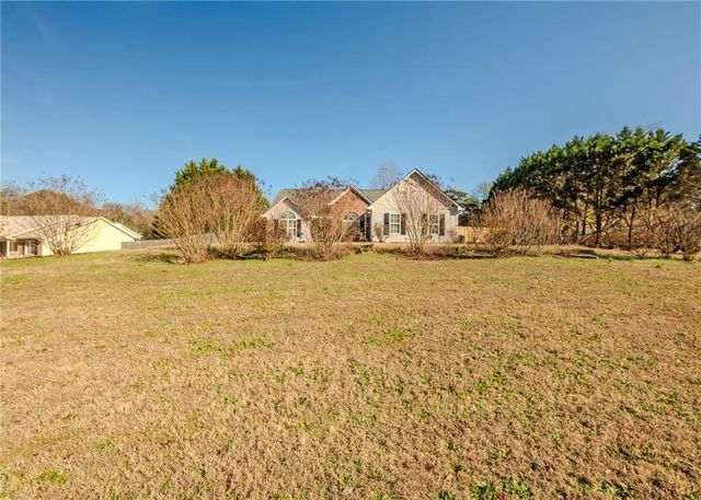 160 GLENN FULLER Circle, Commerce, GA 30529