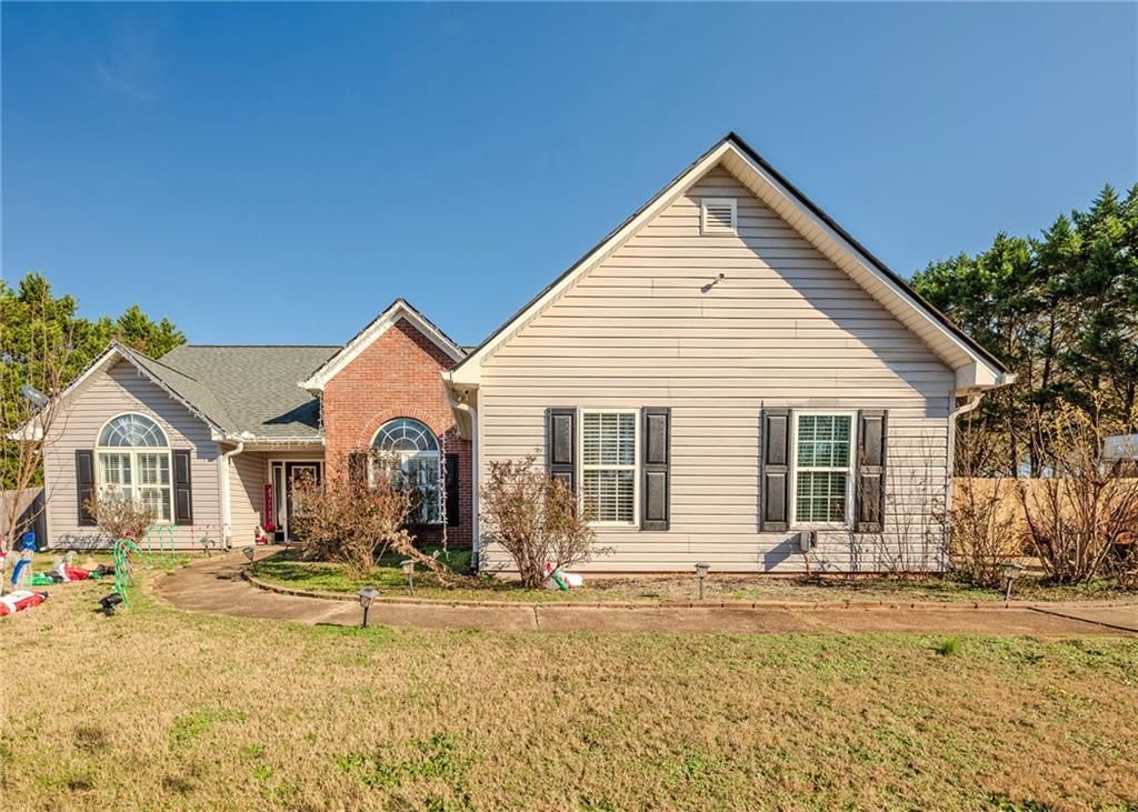 160 GLENN FULLER Circle, Commerce, GA 30529