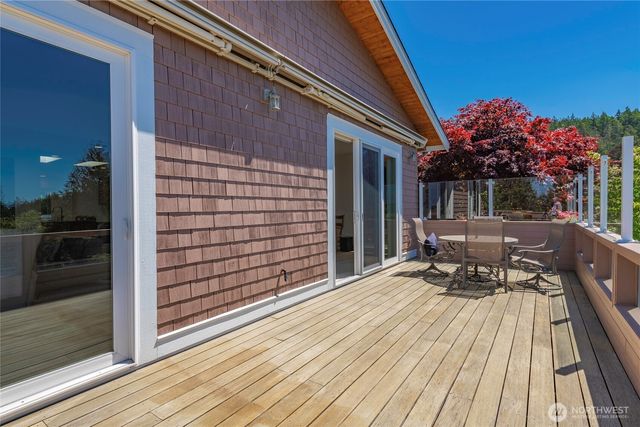 4114 Ellisport Place, Anacortes, WA 98221