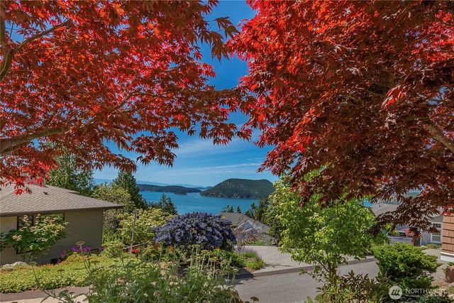4114 Ellisport Place, Anacortes, WA 98221