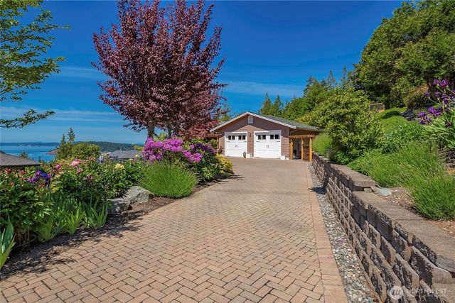 4114 Ellisport Place, Anacortes, WA 98221