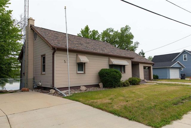 329 Underwood Avenue, Montello, WI 53949