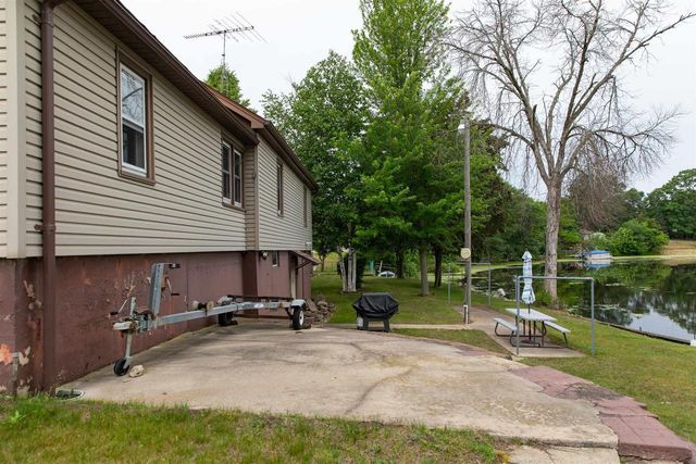 329 Underwood Avenue, Montello, WI 53949