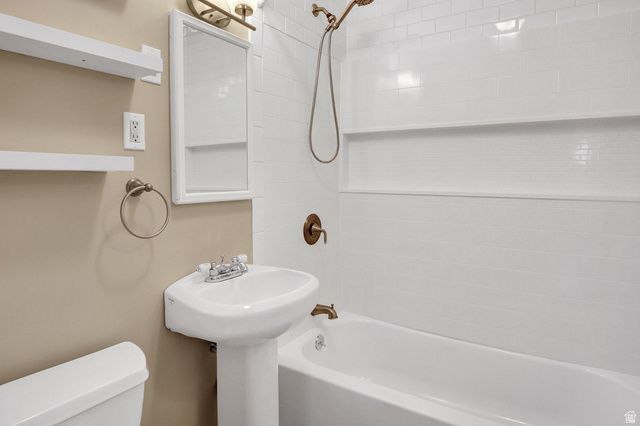 4385 S 250 W, Washington Terrace, UT 84405