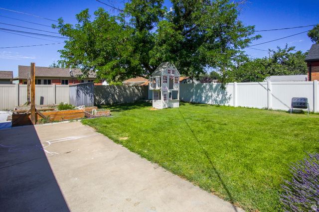 4385 S 250 W, Washington Terrace, UT 84405
