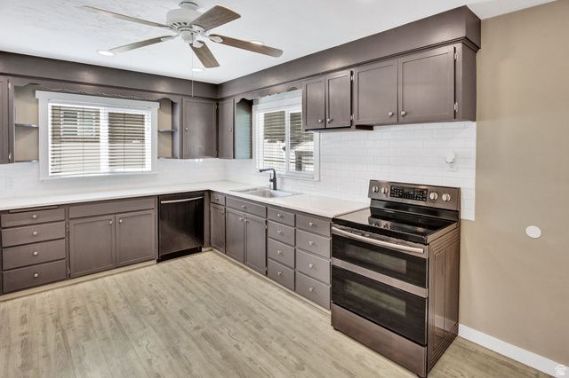 4385 S 250 W, Washington Terrace, UT 84405