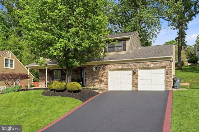 331 FOX HOLLOW DR, Feasterville Trevose, PA 19053
