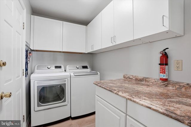 331 FOX HOLLOW DR, Feasterville Trevose, PA 19053
