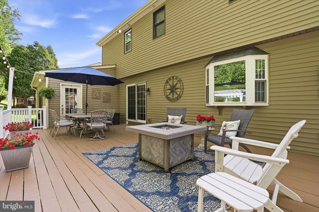 331 FOX HOLLOW DR, Feasterville Trevose, PA 19053