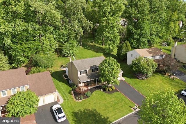 331 FOX HOLLOW DR, Feasterville Trevose, PA 19053