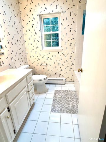 2605 Albany Avenue, West Hartford, CT 06117