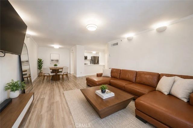 600 W 9th Street 305, Los Angeles, CA 90015
