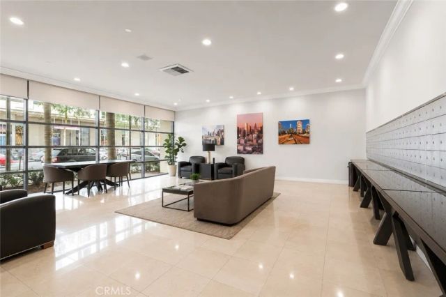 600 W 9th Street 305, Los Angeles, CA 90015
