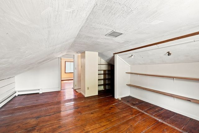 125 South St, Granby, MA 01033