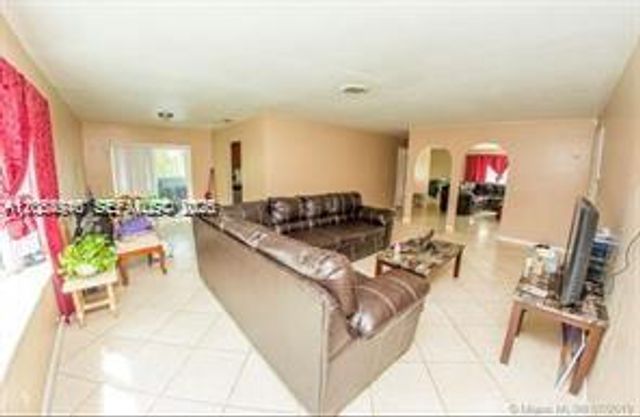 5333 NW 18th Street 3A, Lauderhill, FL 33313