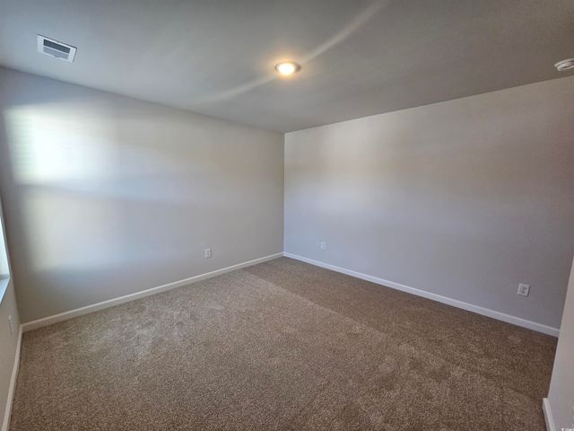 800 Wapama St., Little River, SC 29566