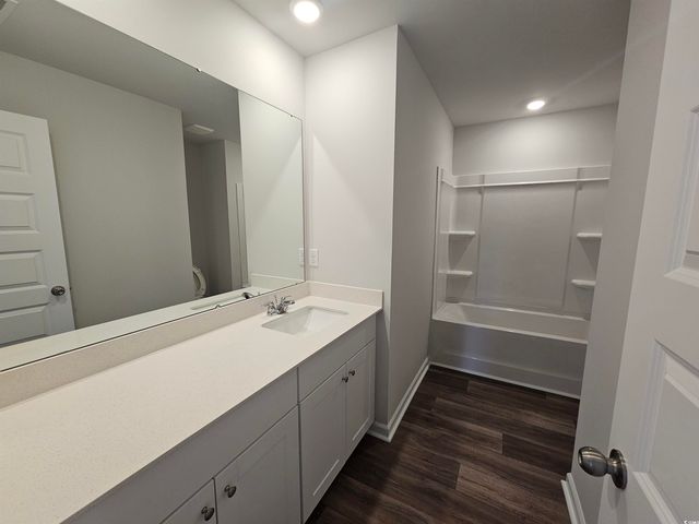 800 Wapama St., Little River, SC 29566