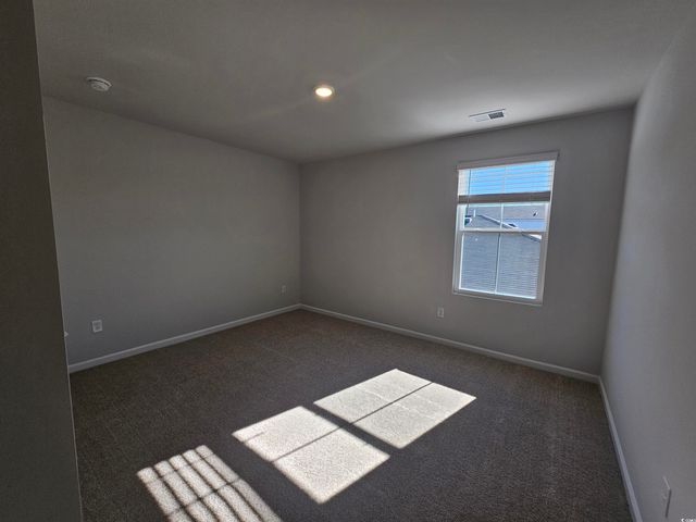 800 Wapama St., Little River, SC 29566