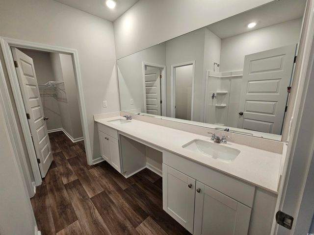 800 Wapama St., Little River, SC 29566