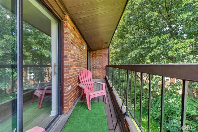 550 Coeur De Royale Drive 408, St Louis, MO 63141