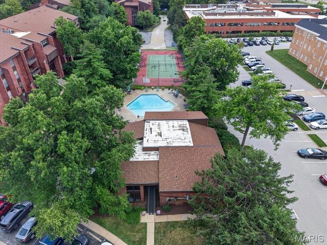 550 Coeur De Royale Drive 408, St Louis, MO 63141