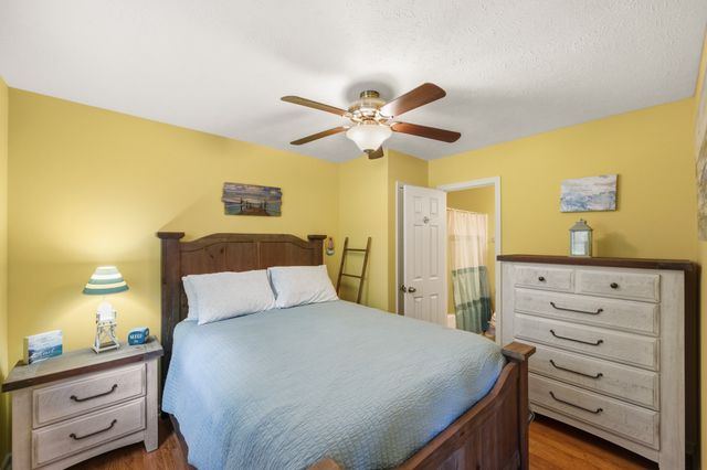 300 Featherfoot Parkway Loop, Parsons, TN 38363