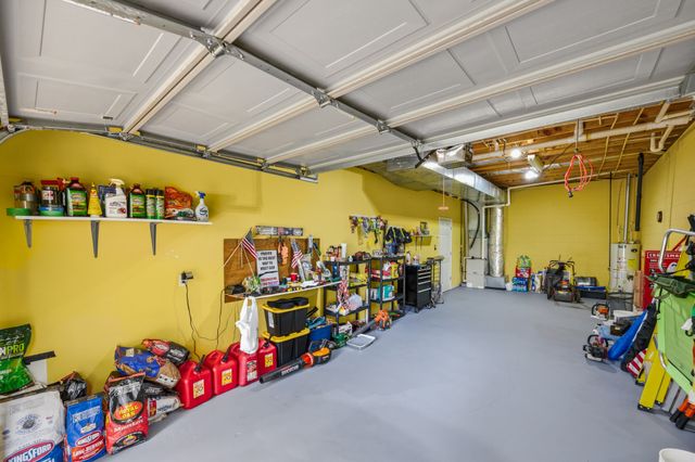 300 Featherfoot Parkway Loop, Parsons, TN 38363