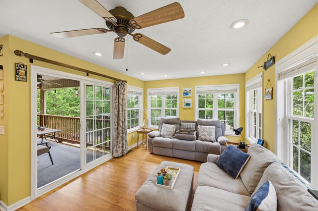 300 Featherfoot Parkway Loop, Parsons, TN 38363