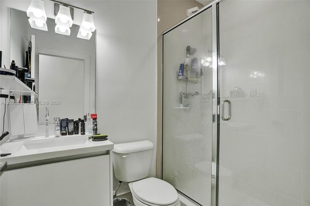 10265 NW 72nd Ter, Doral, FL 33178
