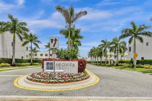 10265 NW 72nd Ter, Doral, FL 33178