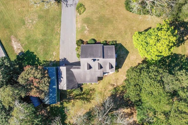 22 Forge Road, Freetown, MA 02702