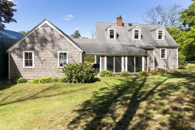 22 Forge Road, Freetown, MA 02702