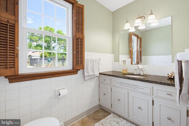 1349 COUNTRY CLUB DR, Lancaster, PA 17601