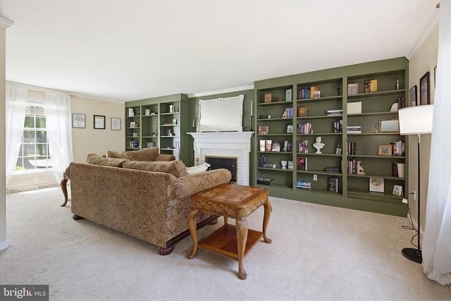 1349 COUNTRY CLUB DR, Lancaster, PA 17601