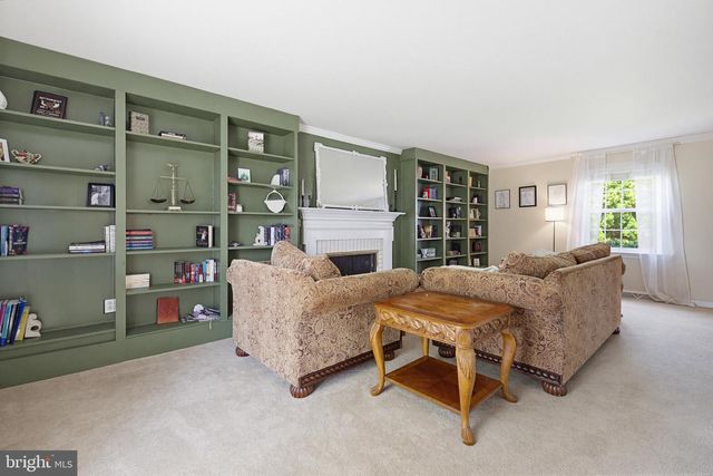 1349 COUNTRY CLUB DR, Lancaster, PA 17601