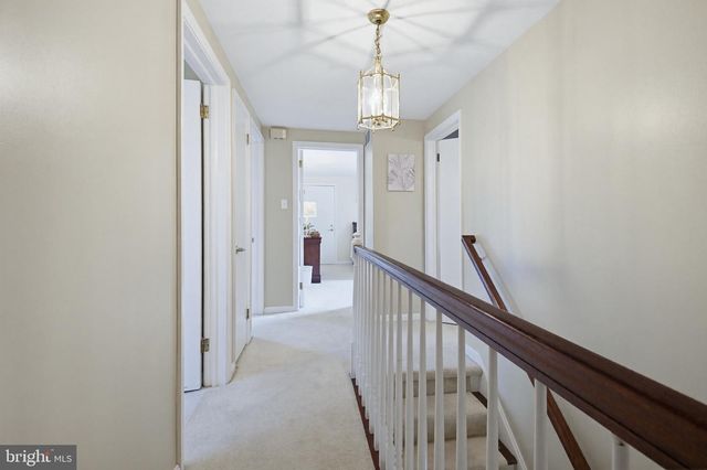 1349 COUNTRY CLUB DR, Lancaster, PA 17601