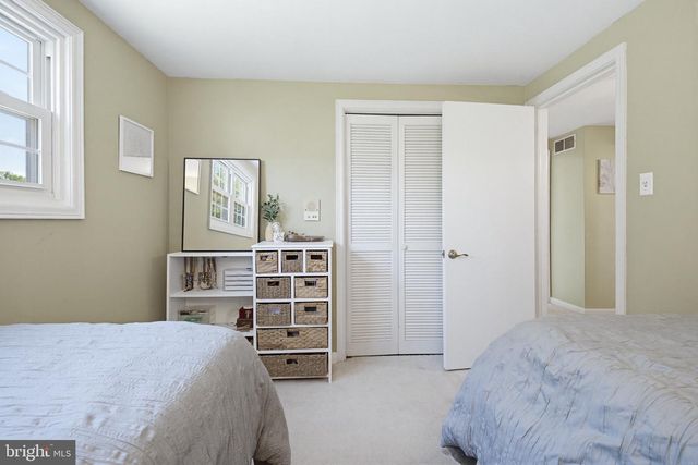 1349 COUNTRY CLUB DR, Lancaster, PA 17601